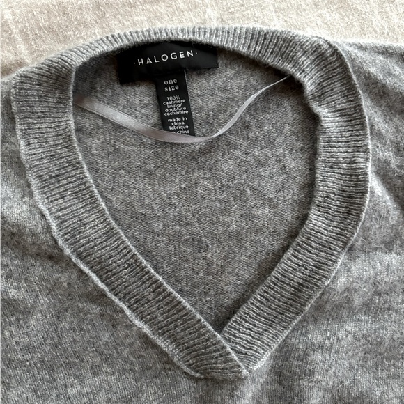 Halogen Cashmere Poncho/Shawl - Picture 3 of 7